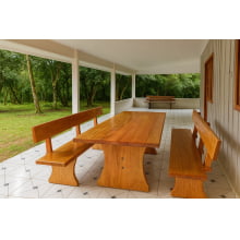 Conjunto Mesa Rústica Jantar (200cm x 85cm X 6cm) com 2 Bancos Rústicos com Encosto (200cm X 36cm X 4cm) de Madeira Maciça de Tauari – 6 lugares