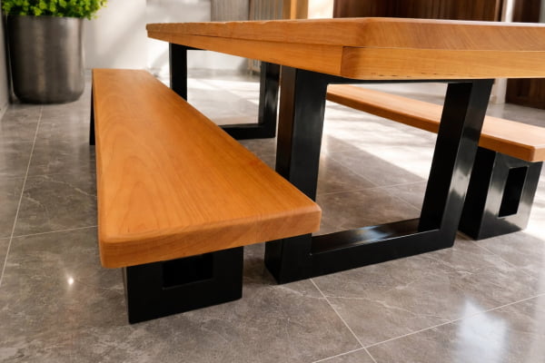 Conjunto Mesa Rústica Madeira Maciça Tauari Tampo (300cm x 90cm x 5,5cm) com 2 Bancos Rústicos (300cm X 36cm X 4cm) com Pés de Ferro Metalon 100mmX100mm Acabamento Verniz Incolor Auto Brilho  - 10 lugares 