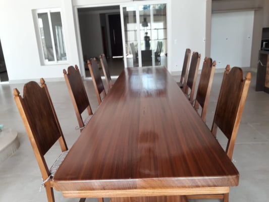 Conjunto Mesa Rústica Madeira Maciça (300cm x 85cm x 5,0cm) com 08 CADEIRAS Rústicas Coloniais e 02 Bancos de cabeceira, tudo em Cedro Mara - Acabamento Verniz Auto-Brilho - Pés formato Taça - 08 lugares Conjunto Mesa Rústica Madeira Maciça (300cm x 85cm x 5,0cm) com 08 CADEIRAS Rústicas Coloniais e 02 Bancos de cabeceira, tudo em Cedro Mara - Acabamento Verniz Auto-Brilho - Pés formato Taça - 08 lugares