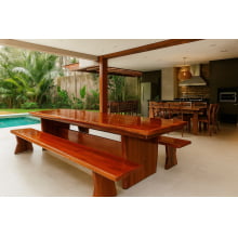 Conjunto Mesa Rústica (300cm x 85cm x 5,5cm) com bordas orgânicas e 2 Bancos Rústicos (300cm X 36cm X 4,0cm) de Madeira 100% Maciça - Pés Taça - Acabamento Imbuia – 10 lugares