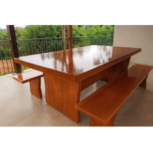 Conjunto Mesa Rústica Churrasco Tampão(2,5mts x 87cm x 6cm) com 2 Bancos Rústicos (2,5mts X 36cm x 4cm) tudo em Madeira Maciça de Angelim – Pés formato Taça - Acabamento Verniz Auto Brilho - 08 lugares