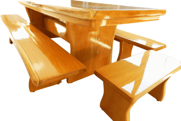 Conjunto Mesa Rústica Tampão(250cm x 90cm 5,5cm) com 2 Bancos Laterais(250cm X 38cm x 4cm) e 2 Bancos Cabeceira (80cm x 38cm x 4cm) Pés Taça - Acabamento Verniz PU Auto Brilho - Madeira Maciça de Garapeira – 10 lugares