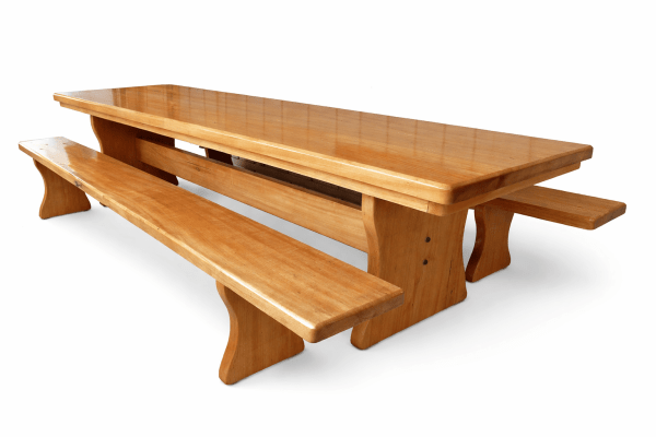 Conjunto de Mesa em Madeira Maciça tampão(300cm x 90cm x 5,5cm) com 02 Bancos Rústicos tamanho (300cm x 37cm x 4cm), Madeira Maciça de Tauari -- Acabamento Verniz  Auto-Brilho - 10 a 12 Lugares