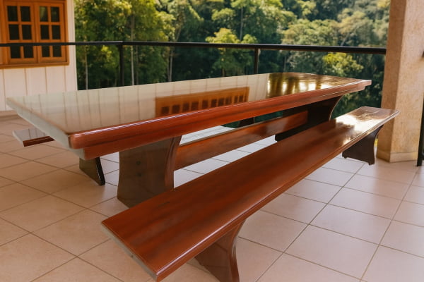 Conjunto Mesa  Rústica (300cm x 85cm x 6cm) com  2 Bancos Rústicos (300cm X 36cm x 4cm) de Madeira Maciça - Pés formato Taça - Acabamento Verniz Nogueira Auto Brilho – 10 lugares